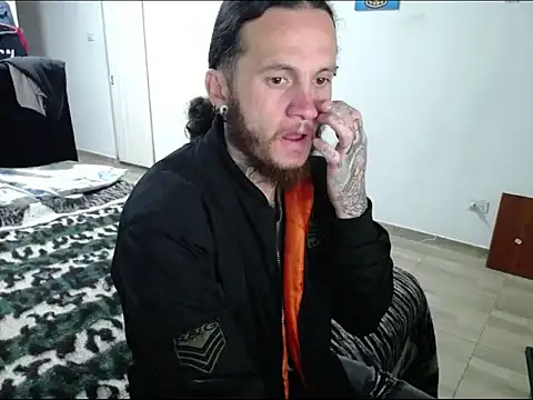 Snapshot of raggaman_ chatting on March 3, 2026, 2:51 am raggaman online show from March 3, 2026, 2:51 am