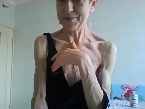 SwettyViktory online show from April 16, 2026, 9:32 am