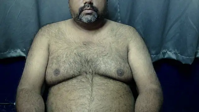 hairysubcub 70 online show from December 21, 2025, 5:42 am