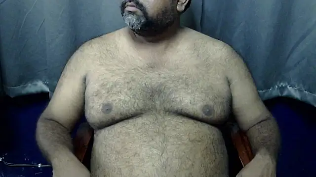 Snapshot of hairysubcub_70 chatting on October 6, 2025, 6:47 am hairysubcub 70 online show from October 6, 2025, 6:47 am