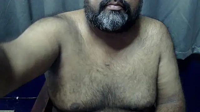 Snapshot of hairysubcub_70 chatting on October 24, 2025, 8:35 am hairysubcub 70 online show from October 24, 2025, 8:35 am