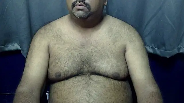 Snapshot of hairysubcub_70 chatting on October 26, 2025, 5:30 am hairysubcub 70 online show from October 26, 2025, 5:30 am