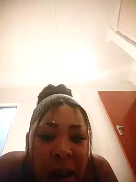 sexyTHANDO online show from March 7, 2025, 3:29 am