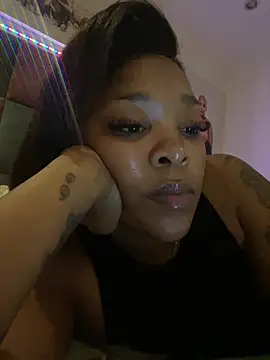 Snapshot of sexyTHANDO chatting on June 15, 2026, 9:14 pm sexyTHANDO online show from June 15, 2026, 9:14 pm