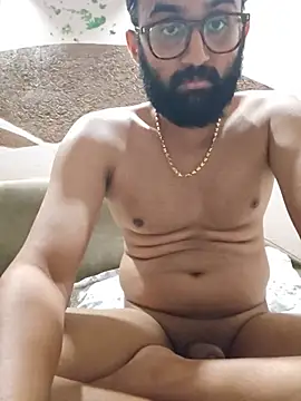 love4shownude online show from July 5, 2026, 7:15 am
