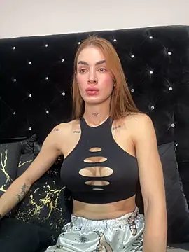 Snapshot of SofiaCarter chatting on December 18, 2024, 4:17 pm SofiaCarter online show from December 18, 2024, 4:17 pm