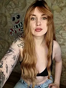 LazyTanukii online show from December 14, 2025, 6:41 am