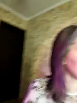 LazyTanukii online show from March 19, 2025, 4:02 pm