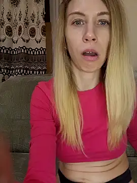 Snapshot of MissisMilk chatting on January 24, 2025, 3:34 pm MissisMilk online show from January 24, 2025, 3:34 pm