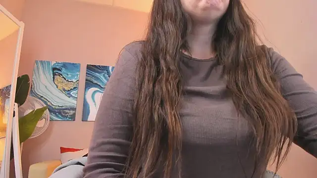 BattyMoll online show from March 22, 2025, 3:42 pm