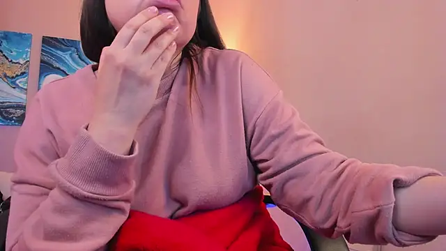 BattyMoll online show from March 14, 2025, 6:39 pm