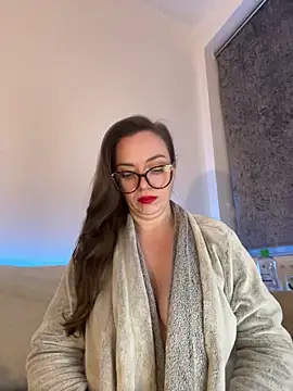 FemDom RubyKnightXXO online show from February 14, 2025, 9:21 pm
