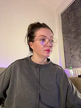 Snapshot of FemDom_RubyKnightXXO chatting on October 16, 2025, 6:27 pm FemDom RubyKnightXXO online show from October 16, 2025, 6:27 pm