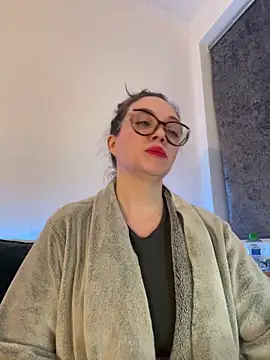 FemDom RubyKnightXXO online show from February 10, 2025, 9:25 pm