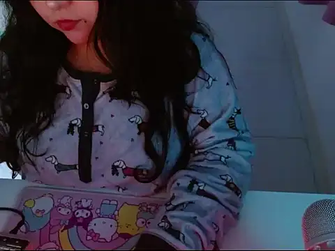 Snapshot of KittyK3 chatting on October 3, 2025, 2:59 am KittyK3 online show from October 3, 2025, 2:59 am