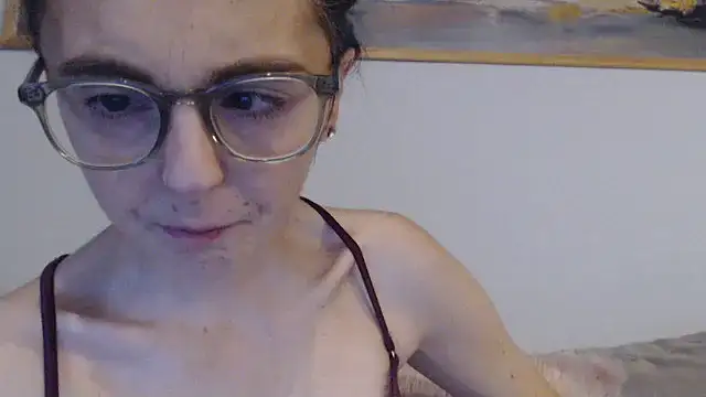 Snapshot of cleophee chatting on October 25, 2025, 6:45 am cleophee online show from October 25, 2025, 6:45 am