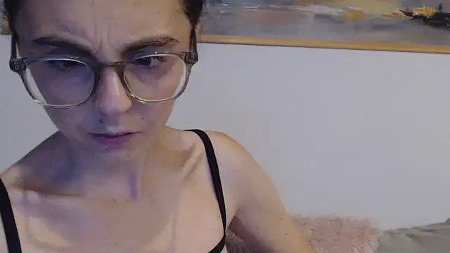 Snapshot of cleophee chatting on October 7, 2025, 5:19 am cleophee online show from October 7, 2025, 5:19 am