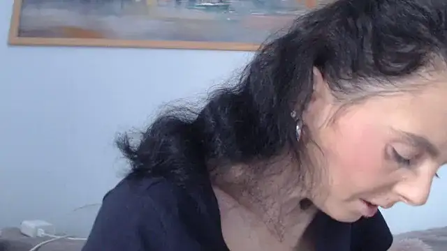 Snapshot of cleophee chatting on October 26, 2025, 8:37 am cleophee online show from October 26, 2025, 8:37 am