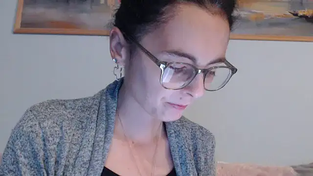 Snapshot of cleophee chatting on September 29, 2025, 5:47 am cleophee online show from September 29, 2025, 5:47 am