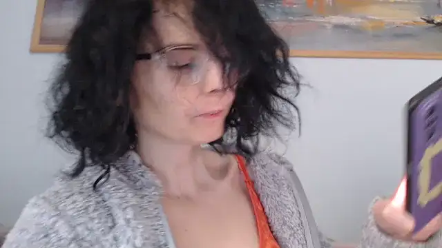 cleophee online show from March 7, 2026, 9:16 am