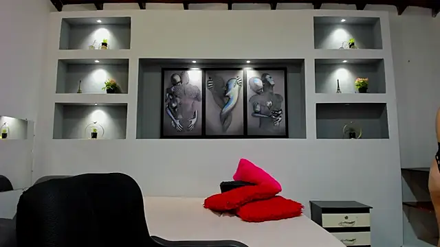 Snapshot of ambar_sex10 chatting on March 15, 2025, 12:45 pm ambar sex10 online show from March 15, 2025, 12:45 pm