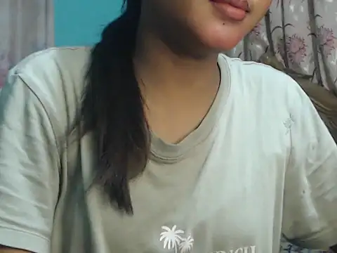 Snapshot of NancyRuvi chatting on September 17, 2025, 4:09 pm NancyRuvi online show from September 17, 2025, 4:09 pm