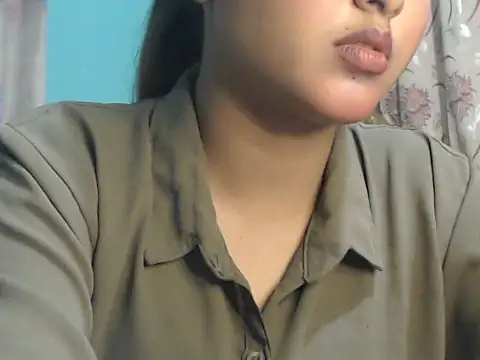 Snapshot of NancyRuvi chatting on October 16, 2025, 4:37 pm NancyRuvi online show from October 16, 2025, 4:37 pm