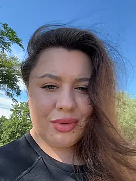 Sara Slow online show from June 8, 2026, 1:22 pm