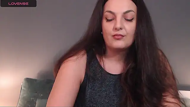 Snapshot of itsyourlady chatting on December 19, 2025, 6:16 am itsyourlady online show from December 19, 2025, 6:16 am