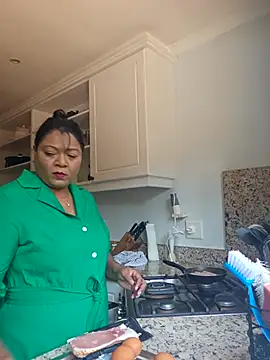 Snapshot of IndianDelia chatting on September 21, 2025, 8:52 am IndianDelia online show from September 21, 2025, 8:52 am