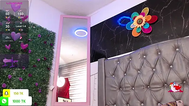 LAILAGUMMY online show from December 22, 2025, 3:34 pm