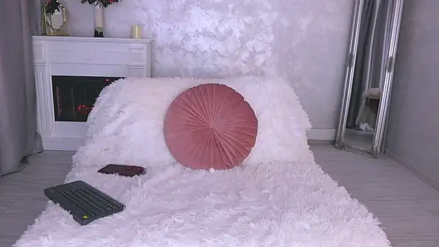 Michelle90u online show from November 23, 2025, 5:34 pm