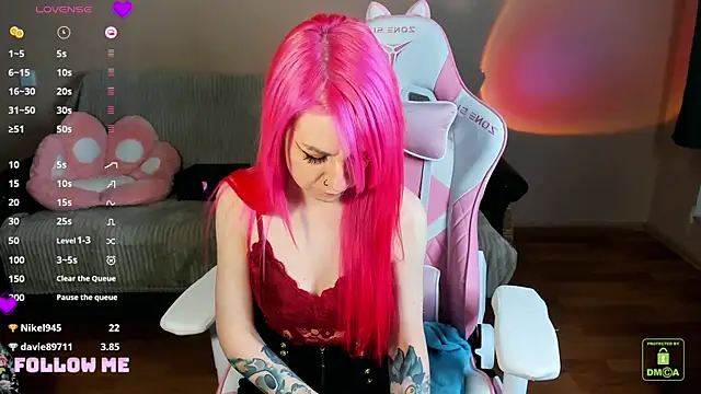 AmyRose6969 online show from February 4, 2025, 9:20 pm