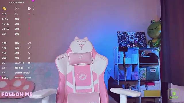 AmyRose6969 online show from May 12, 2026, 4:13 pm
