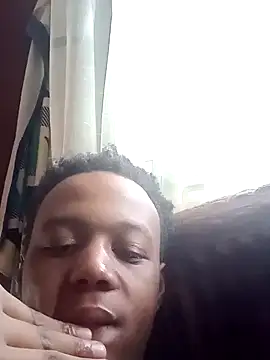 Snapshot of Lilsavvy chatting on November 12, 2025, 2:43 pm Lilsavvy online show from November 12, 2025, 2:43 pm