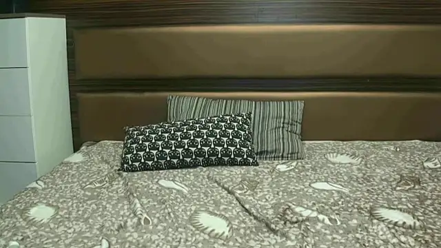 LucyBlondy online show from December 17, 2024, 4:12 am