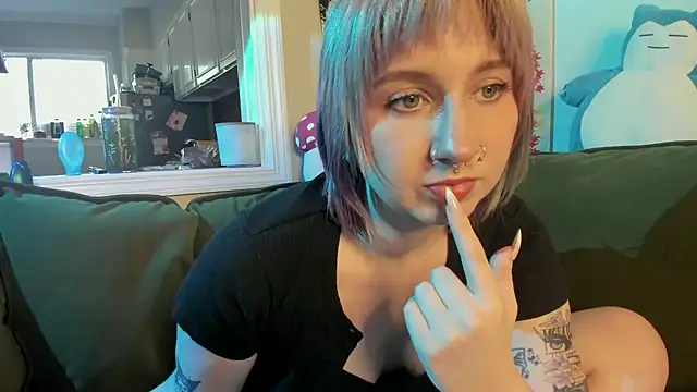 LedaBun online show from March 22, 2026, 10:33 pm