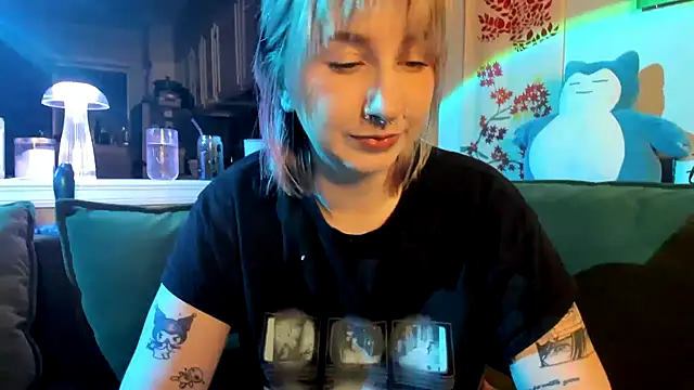 LedaBun online show from April 2, 2026, 4:30 am