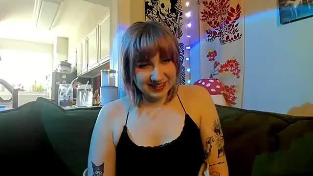 LedaBun online show from February 28, 2026, 6:51 pm