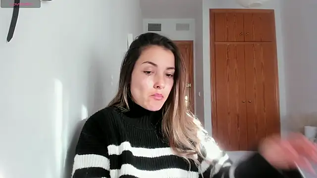 NiaStone online show from January 17, 2025, 9:06 am