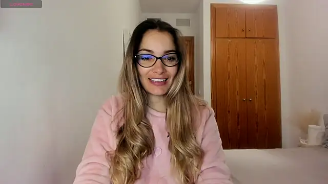 NiaStone online show from January 20, 2025, 6:21 am