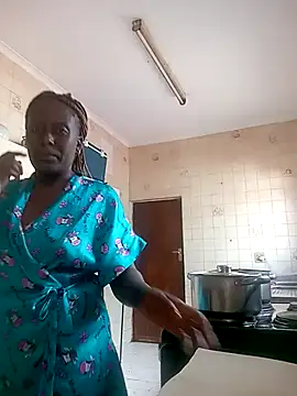 Snapshot of SLUTYLISA chatting on October 7, 2025, 12:17 pm SLUTYLISA online show from October 7, 2025, 12:17 pm