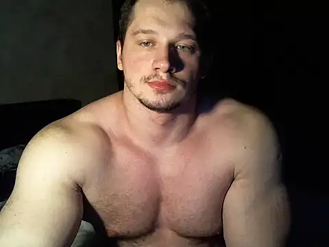 LionEdwin online show from March 20, 2025, 10:18 pm