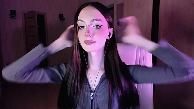 Snapshot of Alice__Aris chatting on October 2, 2025, 3:48 pm Alice  Aris online show from October 2, 2025, 3:48 pm