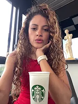 Snapshot of alana15 chatting on October 14, 2025, 8:31 pm alana15 online show from October 14, 2025, 8:31 pm