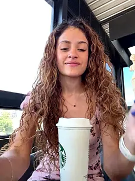 Snapshot of alana15 chatting on September 23, 2025, 8:49 pm alana15 online show from September 23, 2025, 8:49 pm