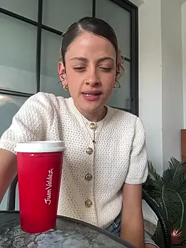 Snapshot of alana15 chatting on October 10, 2025, 9:59 pm alana15 online show from October 10, 2025, 9:59 pm