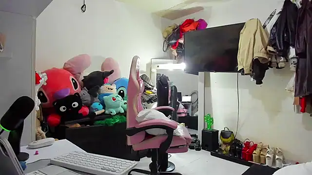 Lawrncesofiets online show from October 8, 2025, 2:02 am