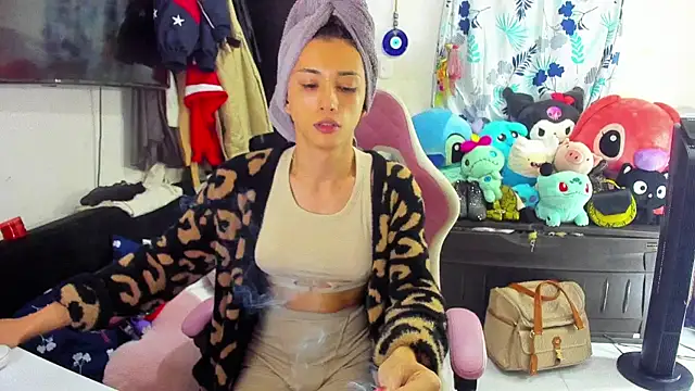 Lawrncesofiets online show from February 18, 2025, 10:47 pm