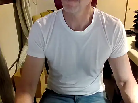 mariohurt101 online show from September 18, 2025, 9:51 pm